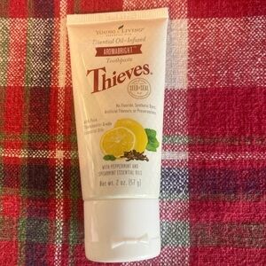 Young Living Thieves Aromabright Toothpaste with peppermint & spearmint. New